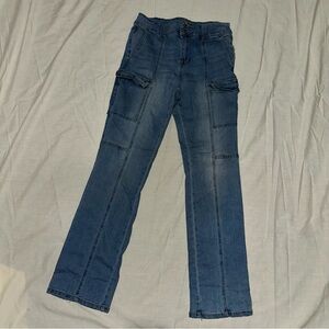 Flattering Cargo Jeans!